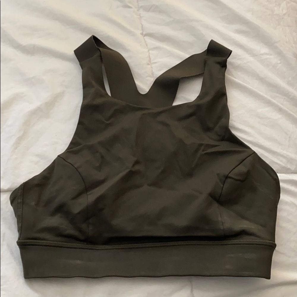 Lululemon high neck bra size 6 Nulux